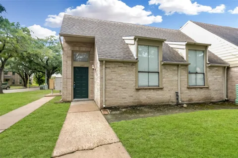 2107 Hazlitt Drive