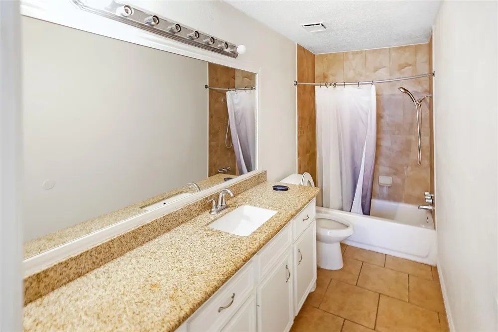 2107 Hazlitt Drive Houston, TX 77032