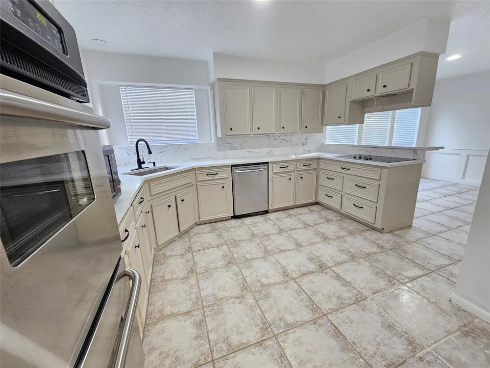 4707 Bradstone Drive Hockley, TX 77084