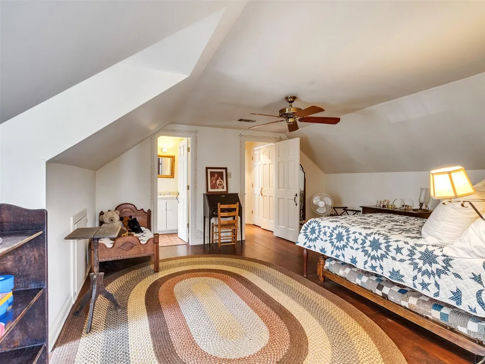5212 Strack Road Houston, TX 77069