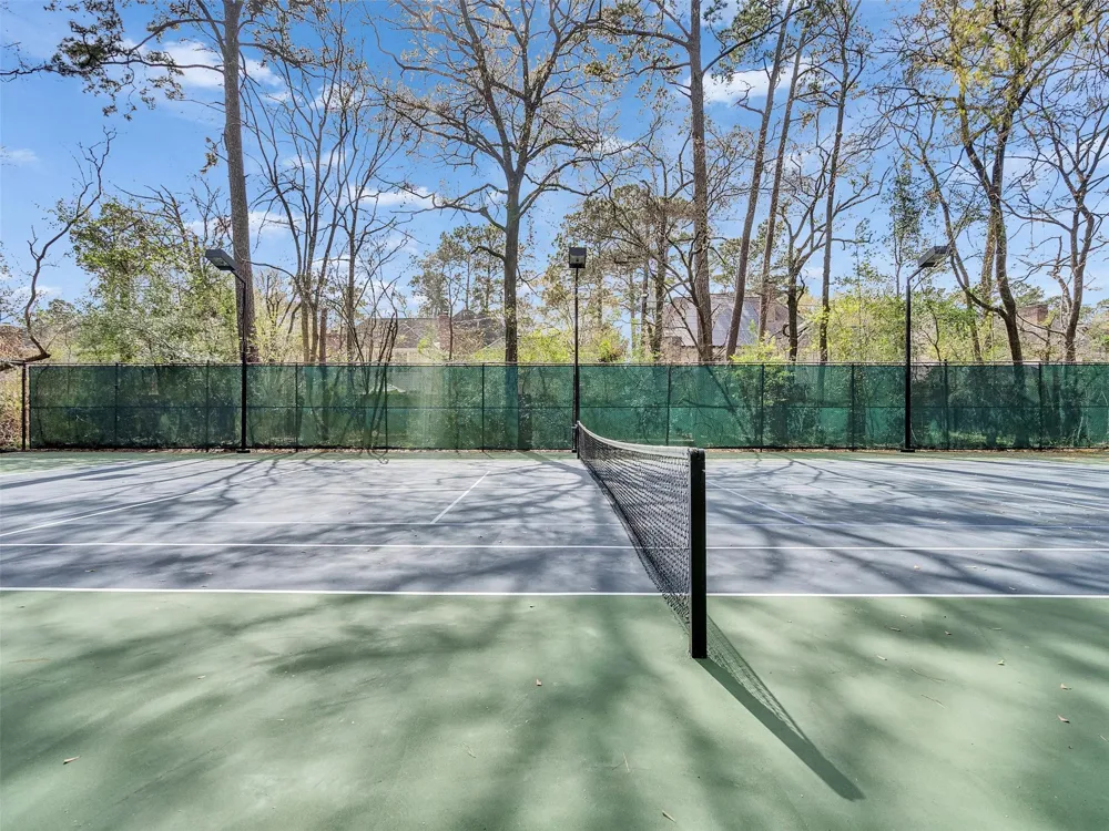 5212 Strack Road Houston, TX 77069