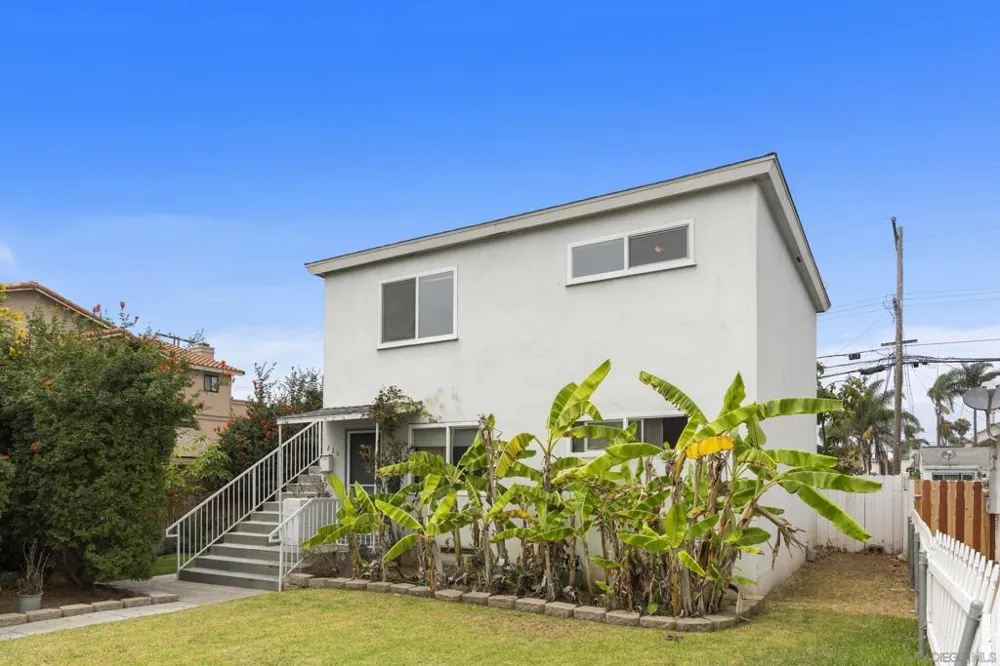 230 Elm Ave Imperial Beach, CA 91932