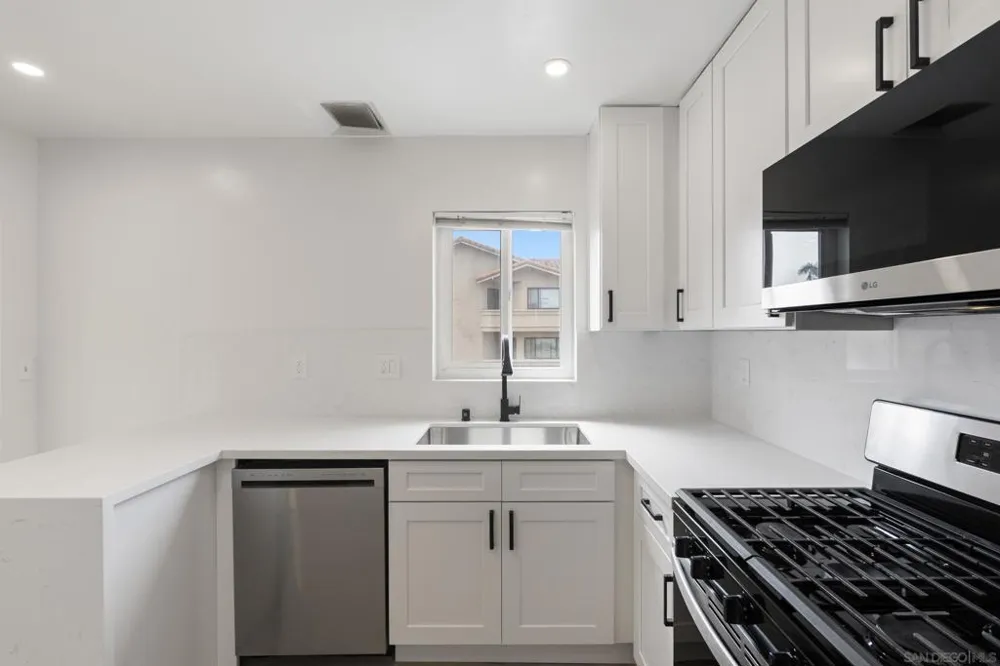 230 Elm Ave Imperial Beach, CA 91932