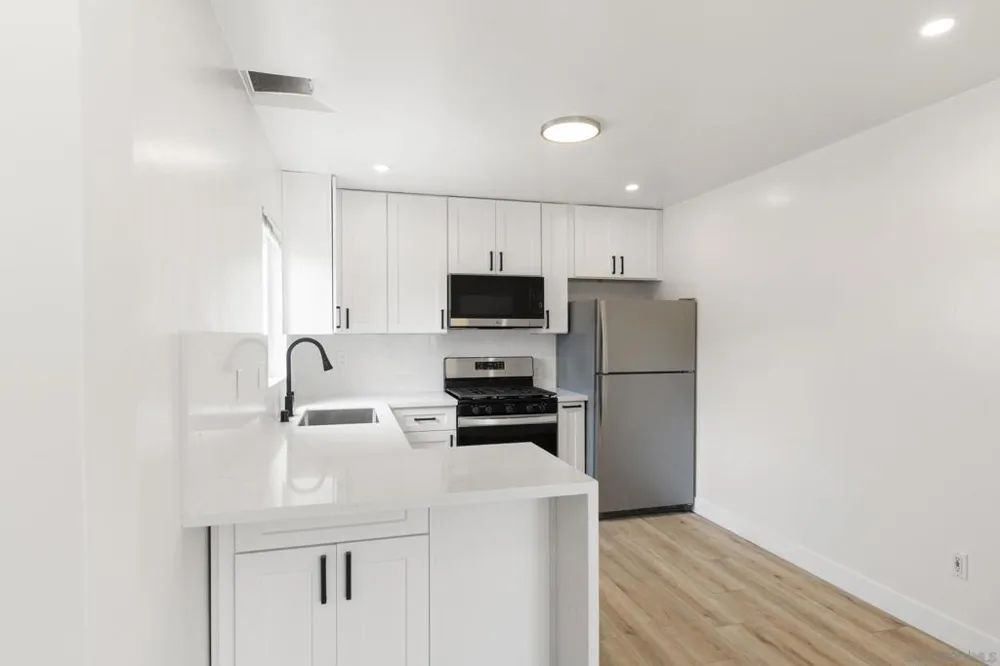 230 Elm Ave Imperial Beach, CA 91932
