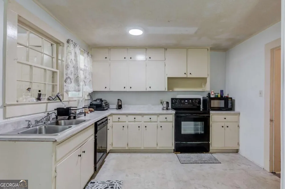 2854 Centerville HWY Snellville, GA 30078