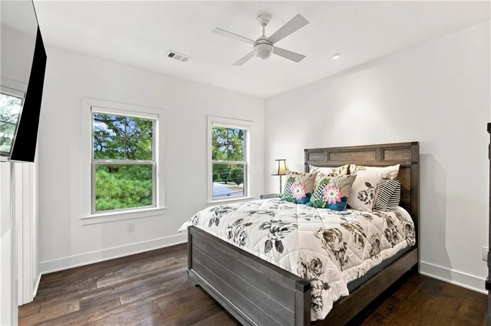 3573 Parkside Way Atlanta, GA 30319
