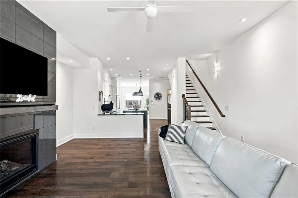 3573 Parkside Way Atlanta, GA 30319