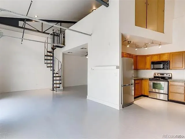 1421 Oneida Street #10 Denver, CO 80220