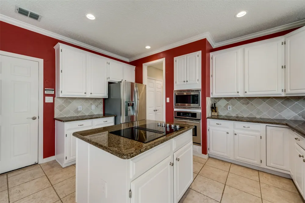 3809 Rockbrook Drive Carrollton, TX 75007