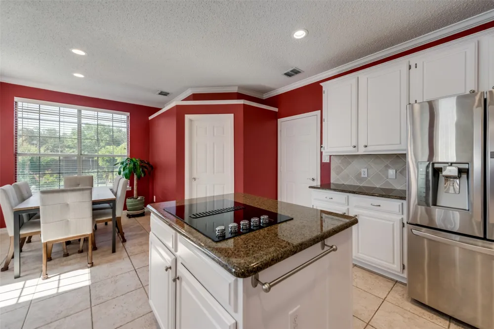 3809 Rockbrook Drive Carrollton, TX 75007