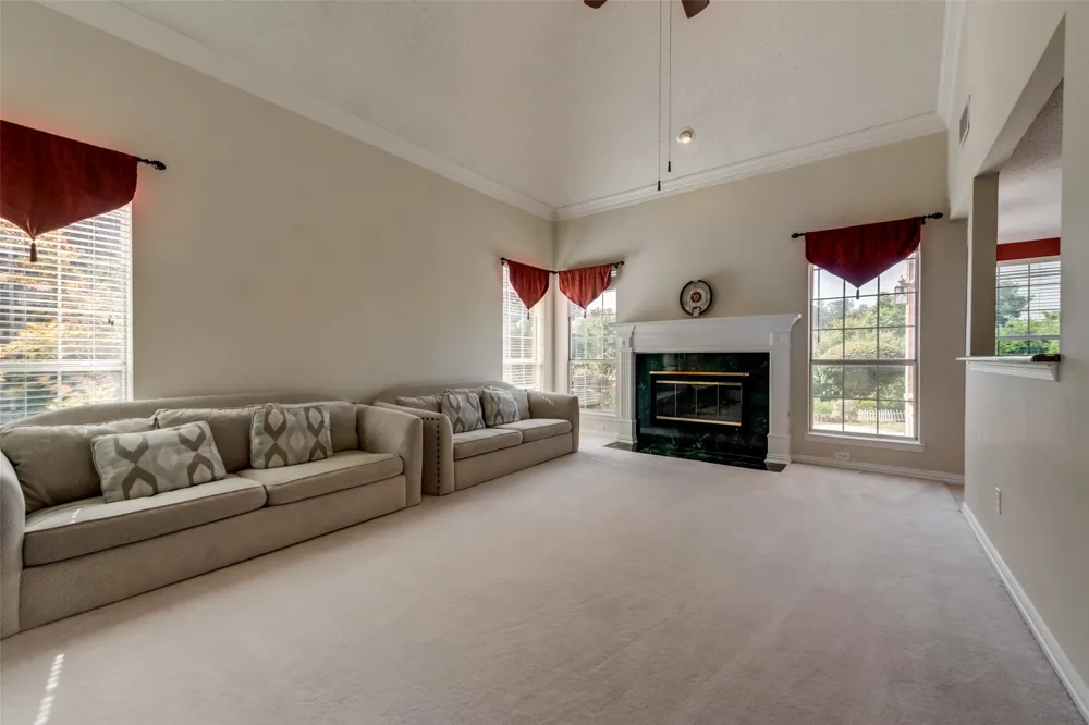 3809 Rockbrook Drive Carrollton, TX 75007