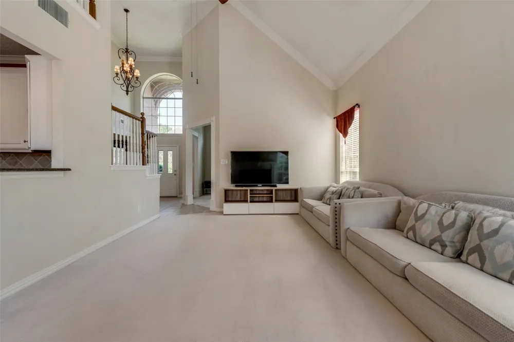 3809 Rockbrook Drive Carrollton, TX 75007