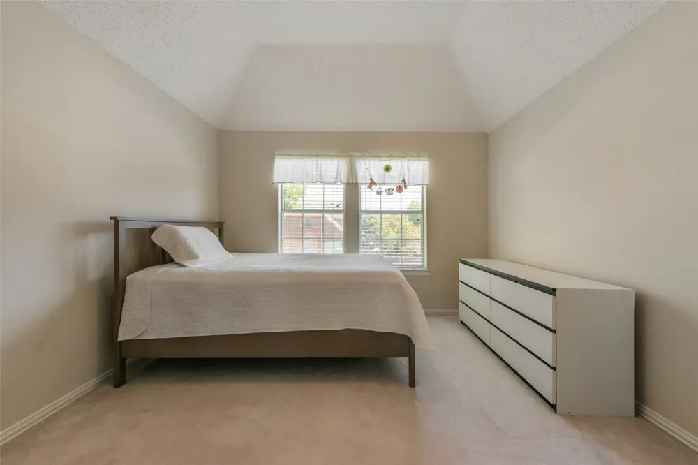 3809 Rockbrook Drive Carrollton, TX 75007