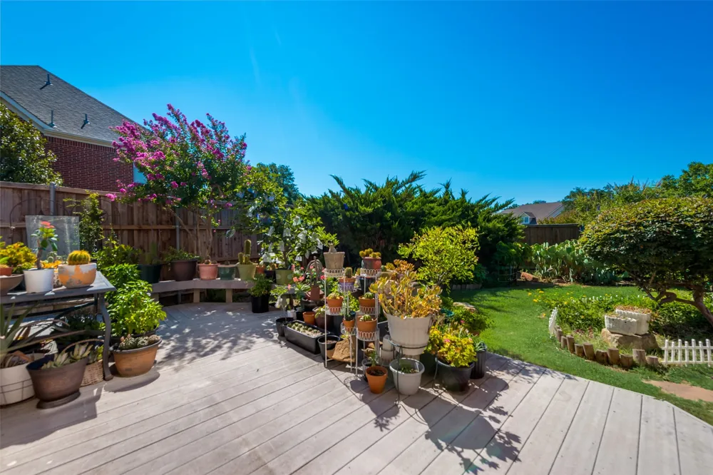 3809 Rockbrook Drive Carrollton, TX 75007