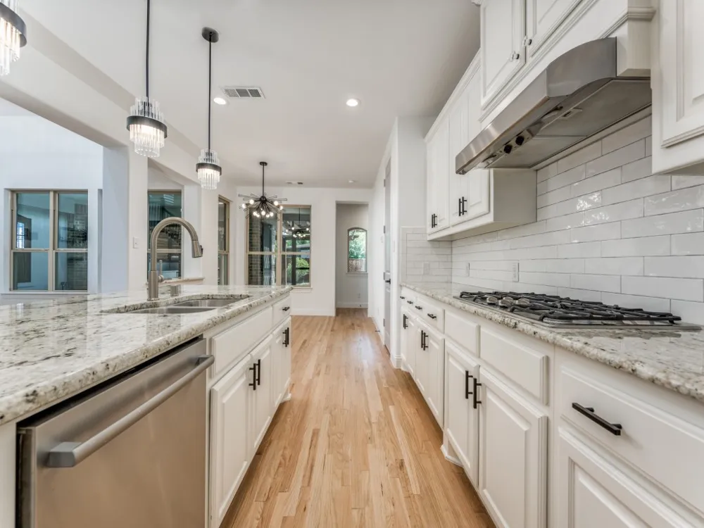 968 Highpoint Way Roanoke, TX 76262