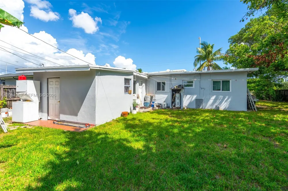 1116 Opa Locka Blvd Miami, FL 33168