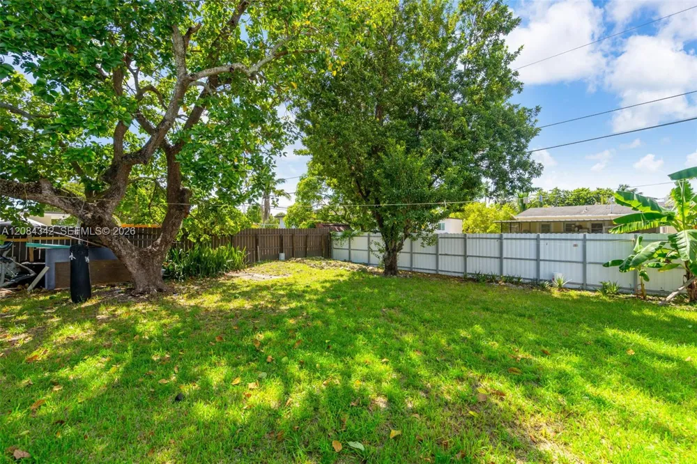1116 Opa Locka Blvd Miami, FL 33168