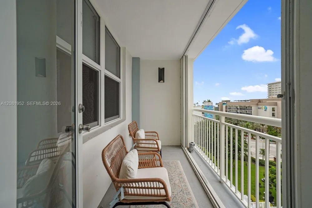 201 Ocean Blvd #801 Pompano Beach, FL 33062