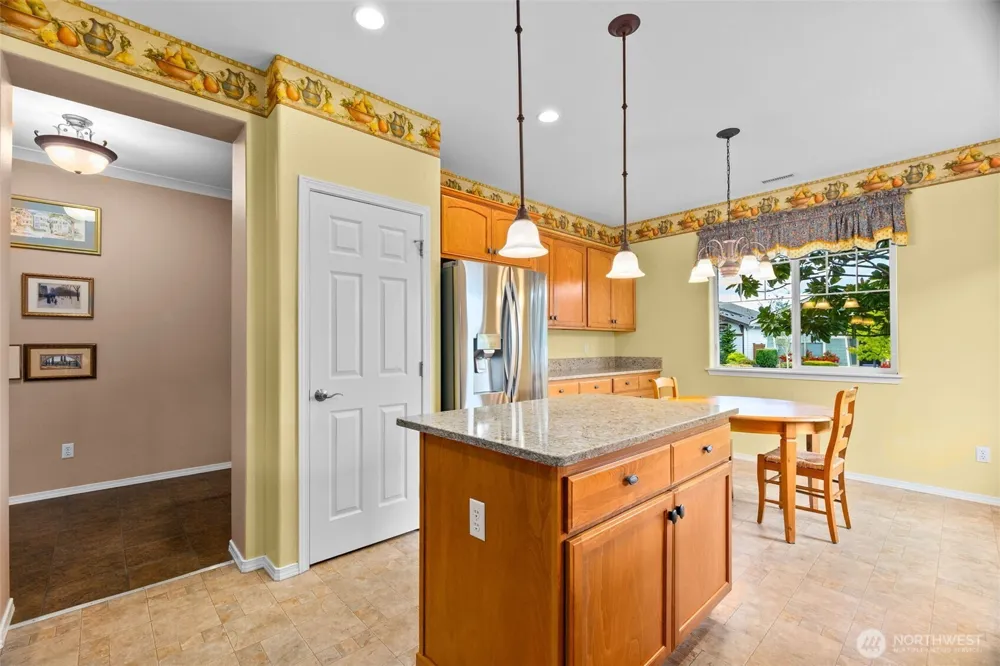 8654 Bainbridge Loop NE Olympia, WA 98516