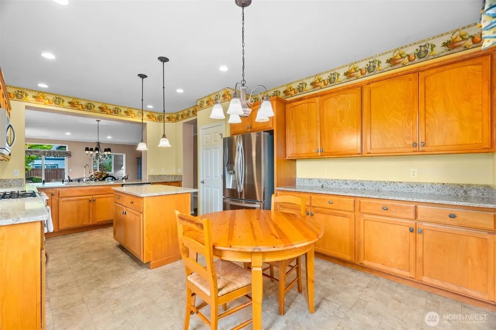 8654 Bainbridge Loop NE Olympia, WA 98516