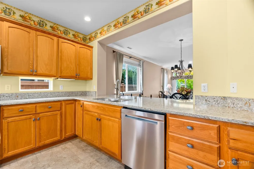 8654 Bainbridge Loop NE Olympia, WA 98516