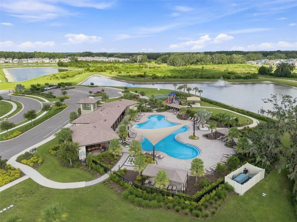 2763 COMMON FIG RUN Wesley Chapel, FL 33543