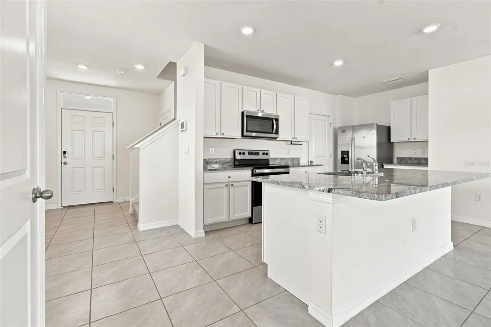 2763 COMMON FIG RUN Wesley Chapel, FL 33543