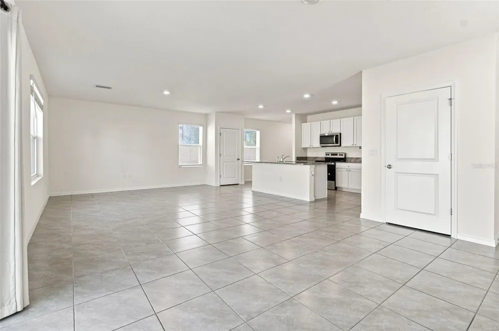 2763 COMMON FIG RUN Wesley Chapel, FL 33543