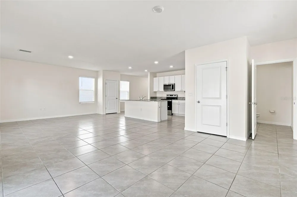 2763 COMMON FIG RUN Wesley Chapel, FL 33543