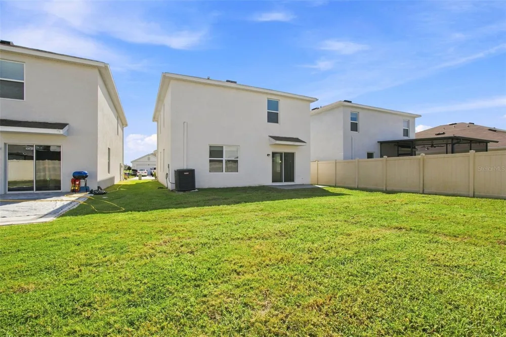 2763 COMMON FIG RUN Wesley Chapel, FL 33543