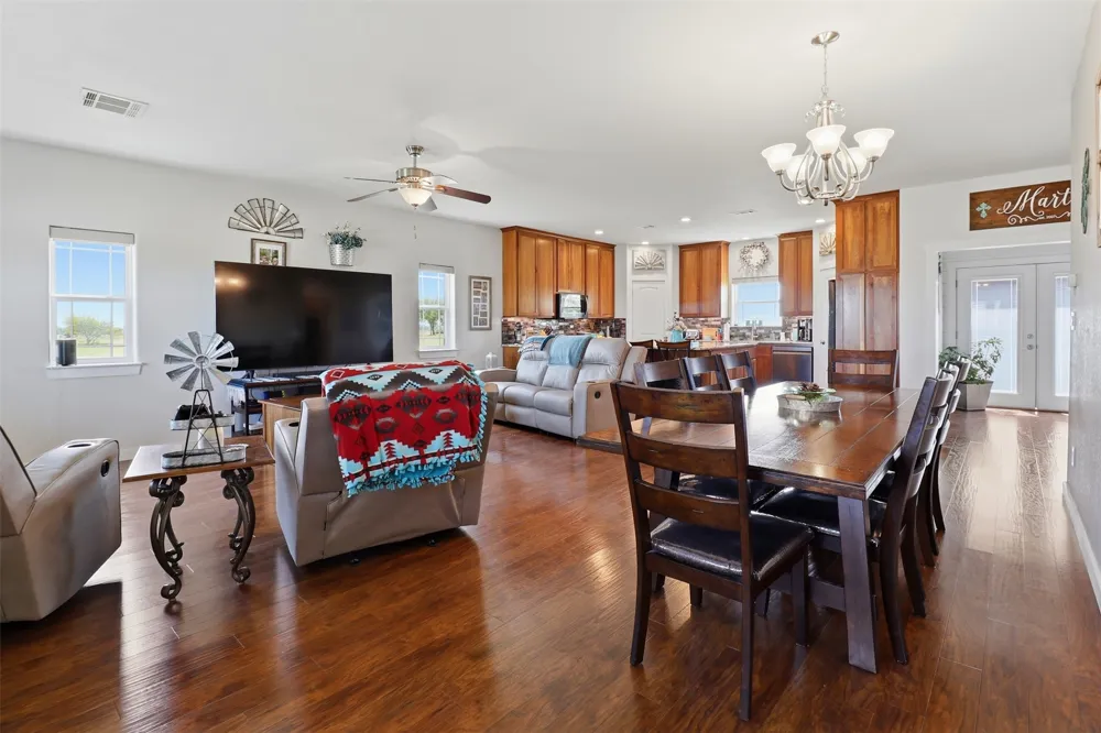 10751 County Road 210 Bertram, TX 78605