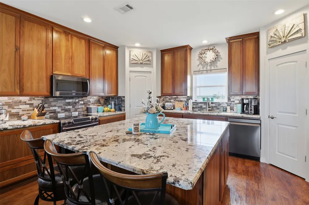 10751 County Road 210 Bertram, TX 78605