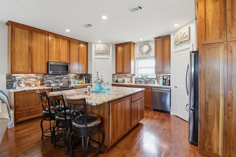 10751 County Road 210 Bertram, TX 78605