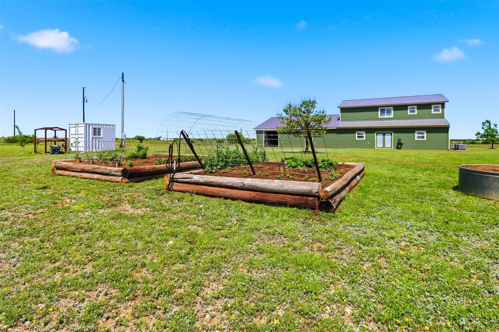 10751 County Road 210 Bertram, TX 78605