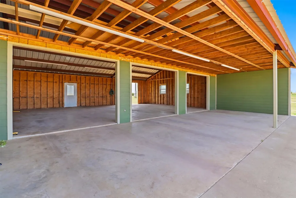 10751 County Road 210 Bertram, TX 78605