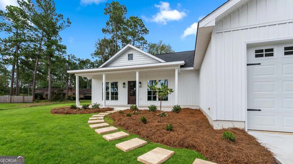 367 Ricardo St Baxley, GA 31513