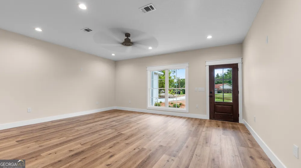 367 Ricardo St Baxley, GA 31513