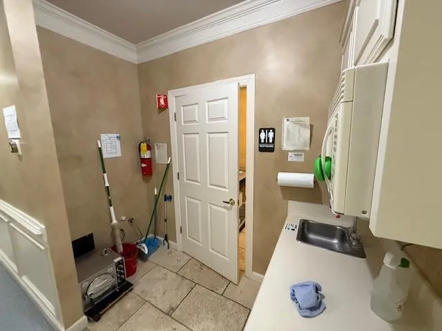 11535 Park Woods Circle #E Alpharetta, GA 30005