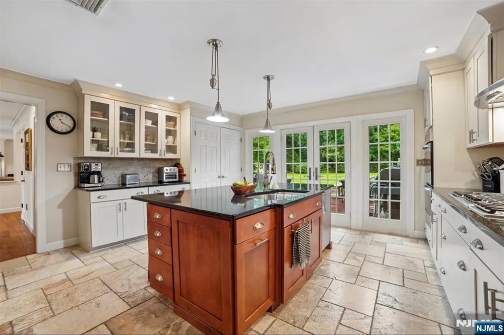 5 William Street Lincoln Parkugh, NJ 07035