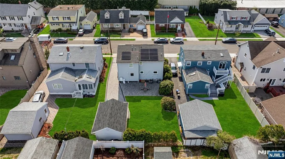 813 Morton Street East Rutherford, NJ 07073