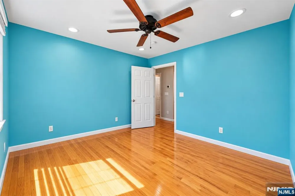 813 Morton Street East Rutherford, NJ 07073