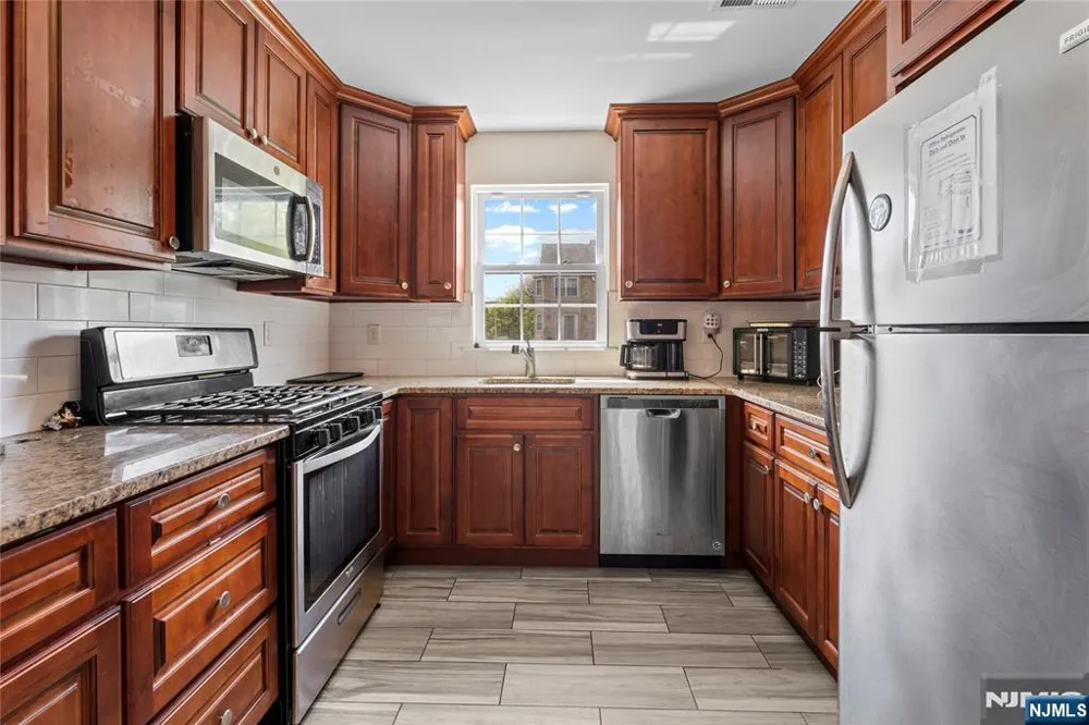 453-455 Washington Street 2 Newark, NJ 07102
