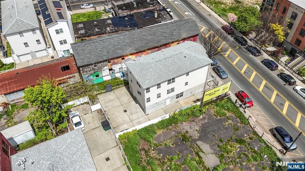 453-455 Washington Street 2 Newark, NJ 07102