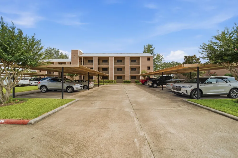 15575 Marina Drive #317C Conroe, TX 77356