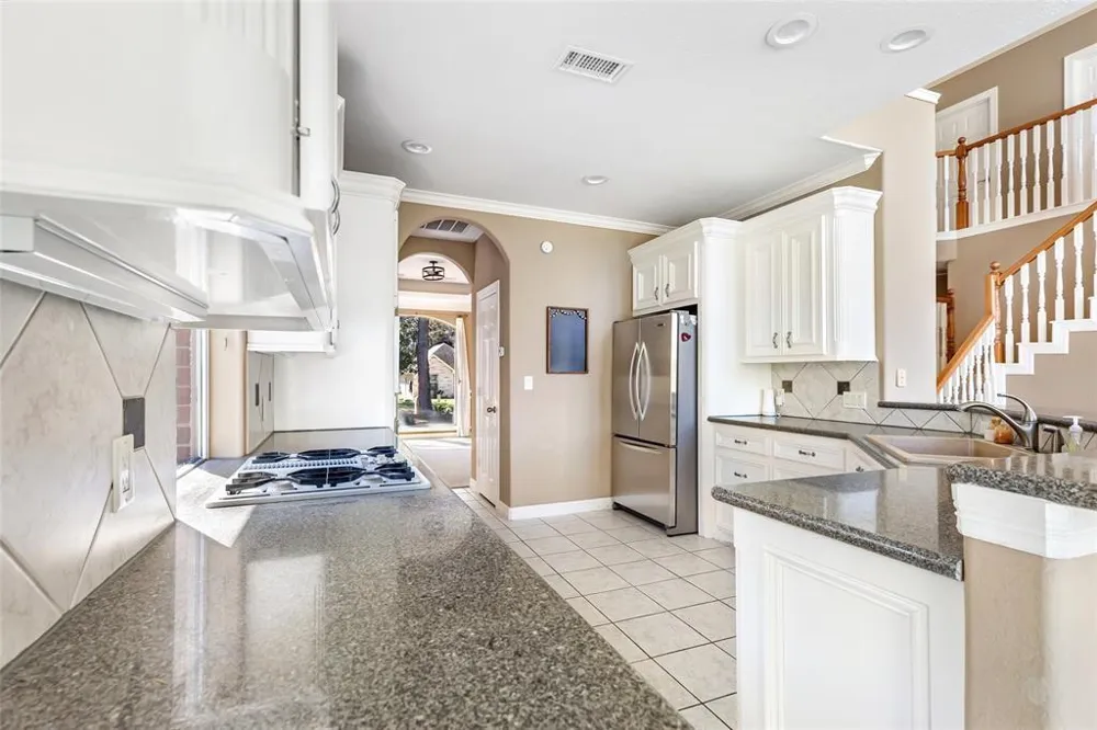 13930 Fountain View Drive Montgomery, TX 77356