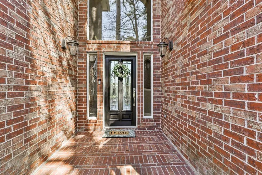 13930 Fountain View Drive Montgomery, TX 77356