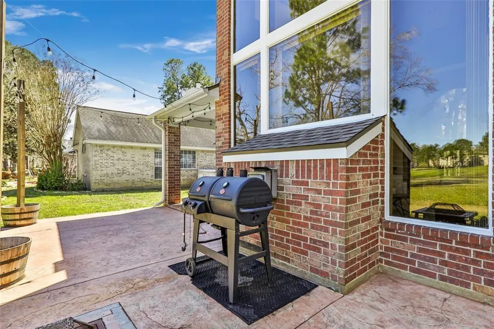 13930 Fountain View Drive Montgomery, TX 77356