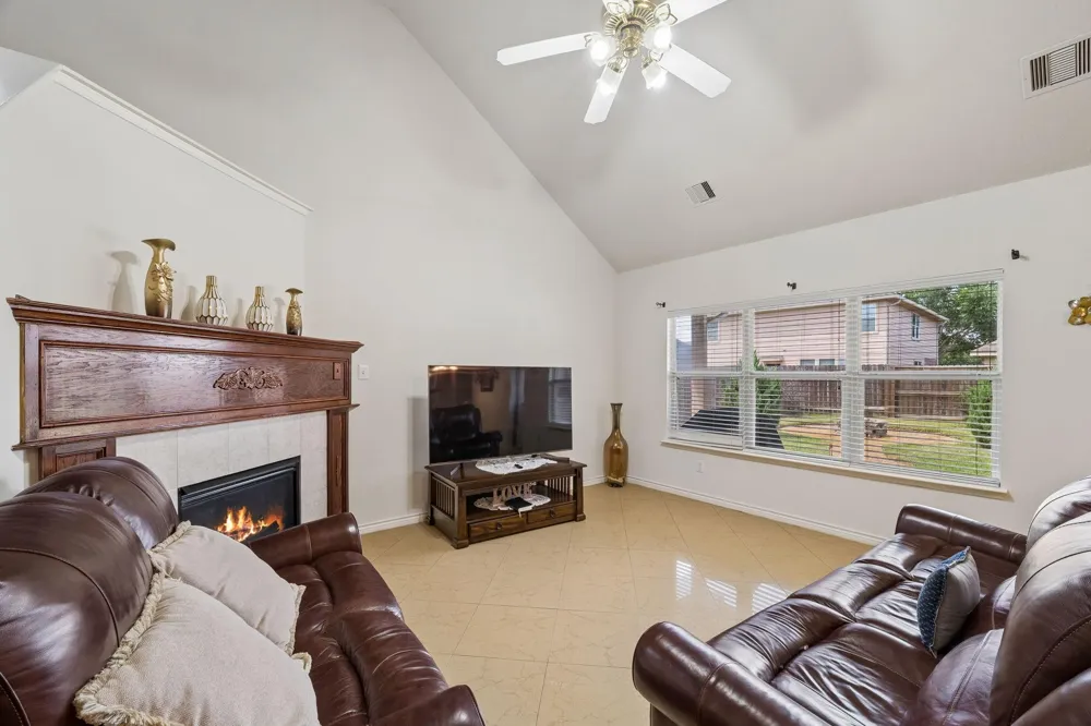 1006 Cove Crest Trail Fresno, TX 77545