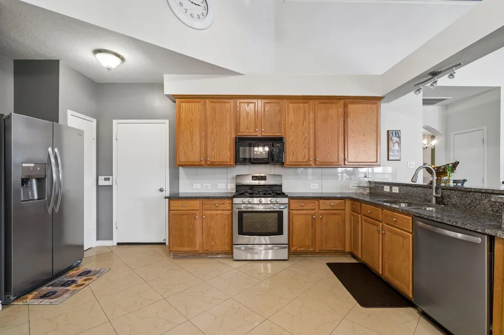 1006 Cove Crest Trail Fresno, TX 77545