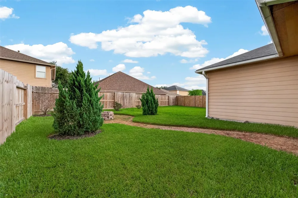 1006 Cove Crest Trail Fresno, TX 77545
